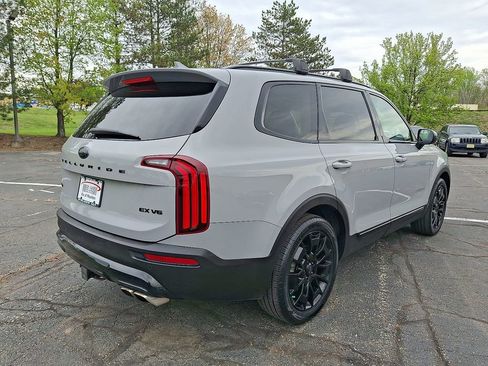 Used 2021 Kia Telluride EX w/ EX Premium Package AWD/4WD image 16