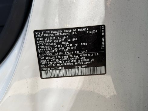 Used 2020 Volkswagen Atlas Cross Sport SE w/ Panoramic Sunroof Package AWD/4WD image 14