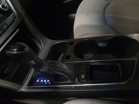 Used 2016 Hyundai Sonata SE image 26