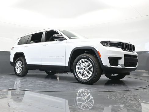 New 2026 Jeep Grand Cherokee L Laredo image 58