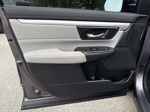 Used 2017 Honda CR-V LX image 22