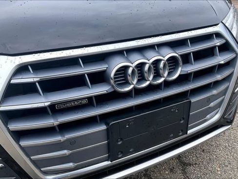 Used 2020 Audi Q5 2.0T Premium w/ Convenience Package AWD/4WD image 30