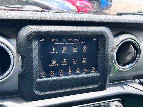 Used 2019 Jeep Wrangler Unlimited Sahara AWD/4WD image 25