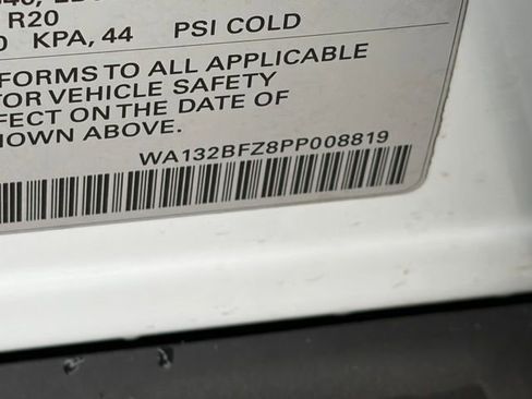 Used 2023 Audi Q4 e-tron Premium Plus w/ Premium Plus image 37