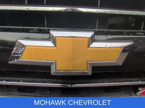 Used 2018 Chevrolet Silverado 1500 LTZ Z71 w/ LTZ Plus Package AWD/4WD image 32