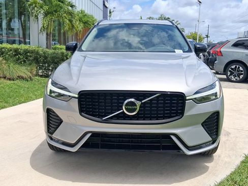 Used 2024 Volvo XC60 B5 Core w/ Protection Package Premier AWD/4WD image 2