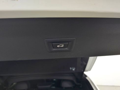 Used 2022 BMW X4 xDrive30i AWD/4WD image 9