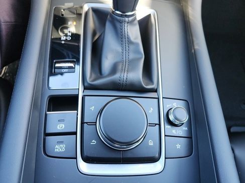 New 2026 MAZDA MAZDA3 2.5 S Sedan w/ Preferred Pkg image 31
