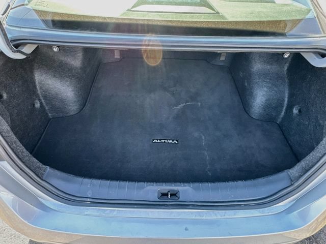 Used 2025 Nissan Altima 2.5 SV FWD image 23