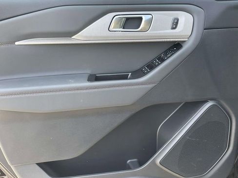 New 2026 Ford Explorer Active image 10