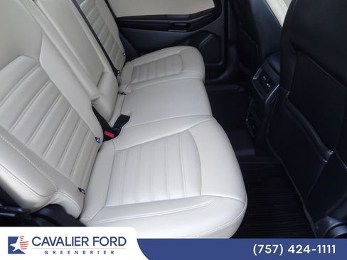 Certified 2023 Ford Edge SEL w/ Convenience Package AWD/4WD image 12