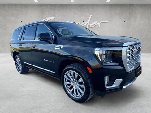 Used 2024 GMC Yukon Denali w/ Max Trailering Package AWD/4WD image 2