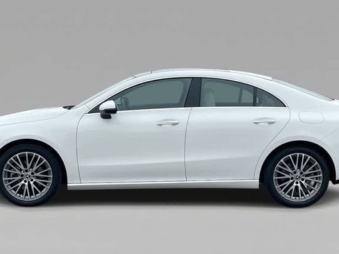 Used 2025 Mercedes-Benz CLA 250 4MATIC image 2