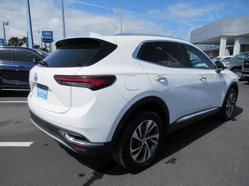 Certified 2023 Buick Envision Essence image 5