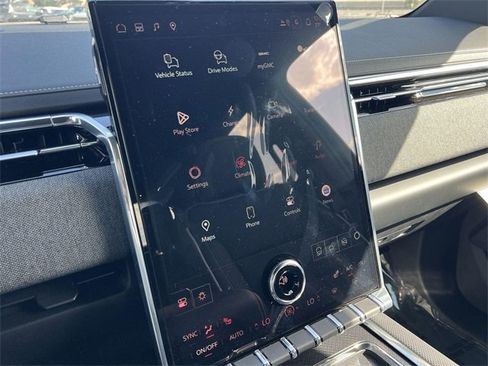 New 2026 GMC Sierra EV Elevation image 15