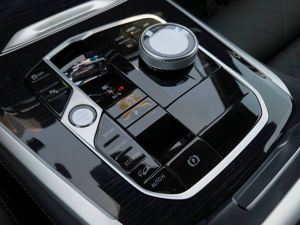 New 2026 BMW X5 M60i AWD/4WD image 10