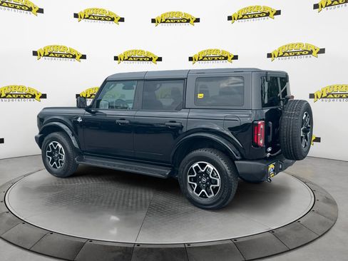 Used 2026 Ford Bronco Outer Banks AWD/4WD image 3