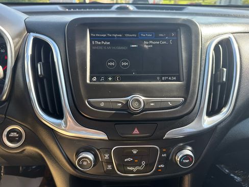 Used 2019 Chevrolet Equinox LT FWD image 19