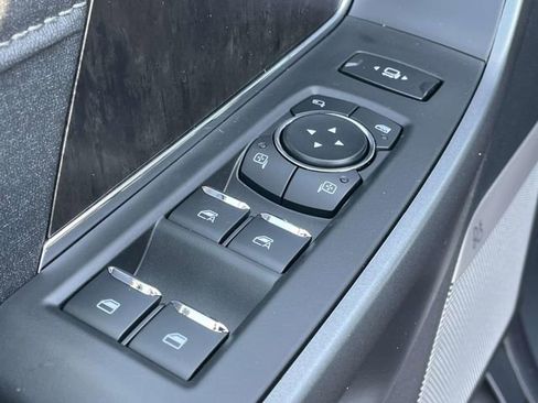 New 2026 Ford F250 Lariat w/ Black Appearance Package image 18