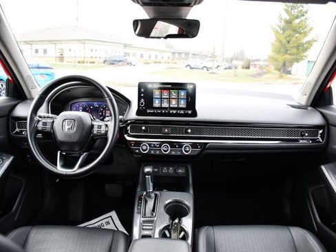 Used 2022 Honda Civic Touring image 23