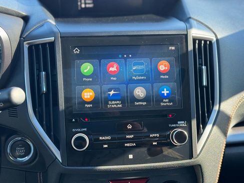 Used 2019 Subaru Crosstrek 2.0i Limited w/ Moonroof Package w/Navigation image 18