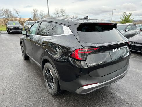 New 2026 Kia Sportage EX AWD/4WD image 7