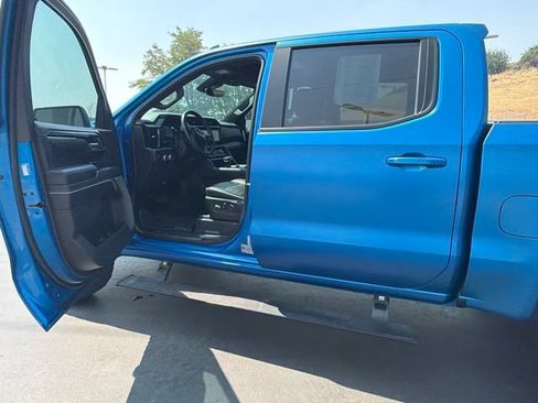 Used 2023 GMC Sierra 1500 AT4X AWD/4WD image 11