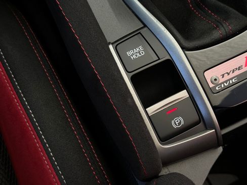 Used 2021 Honda Civic Type R Limited image 41