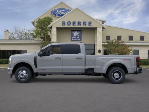 New 2026 Ford F350 Platinum AWD/4WD image 3