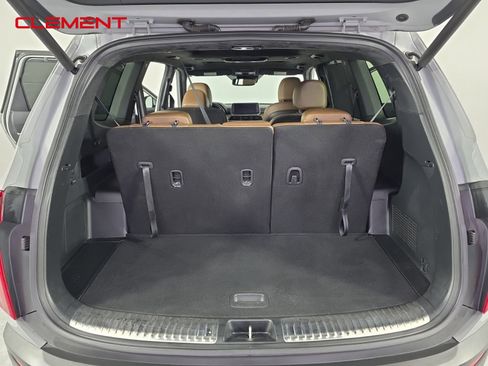 Used 2022 Kia Telluride SX w/ SX Prestige Package image 10
