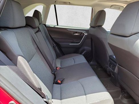 Used 2025 Toyota RAV4 XLE w/ Convenience Package FWD image 16
