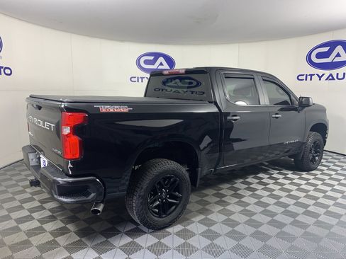 Used 2020 Chevrolet Silverado 1500 Custom Trail Boss w/ Custom Convenience Package AWD/4WD image 3