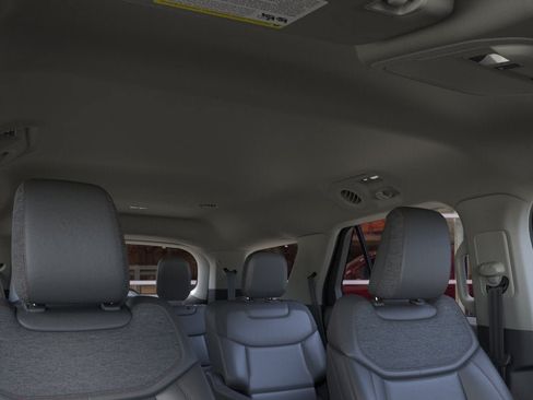 New 2026 Ford Explorer Active w/ Active Comfort Package AWD/4WD image 22