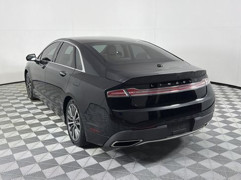 Used 2017 Lincoln MKZ Select w/ Technology Package FWD image 5