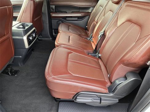 Used 2024 Ford Expedition Max Limited image 12