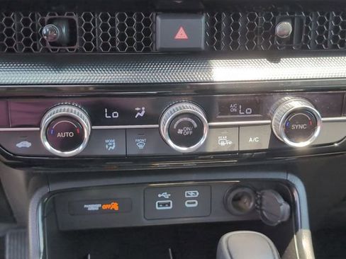 Used 2025 Honda CR-V EX-L image 19