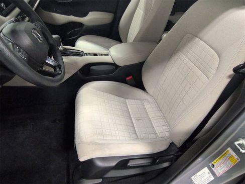 Used 2024 Honda HR-V LX image 16