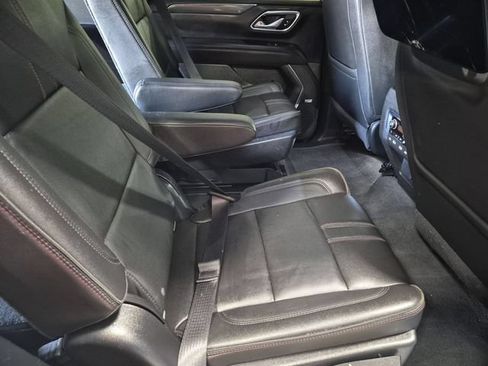 Used 2021 Chevrolet Tahoe RST w/ Luxury Package AWD/4WD image 34