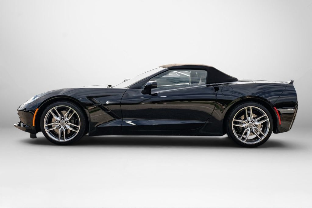 Used 2018 Chevrolet Corvette Stingray Convertible Z51 2LT RWD image 16