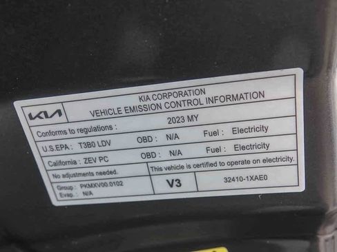 Certified 2023 Kia EV6 Wind image 29