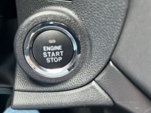 Used 2025 Subaru Outback Limited image 17