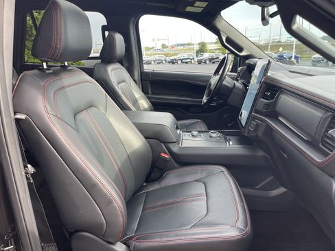 Used 2022 Ford Expedition Max Limited image 25