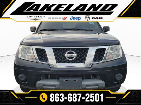 Used 2016 Nissan Frontier SV AWD/4WD image 2