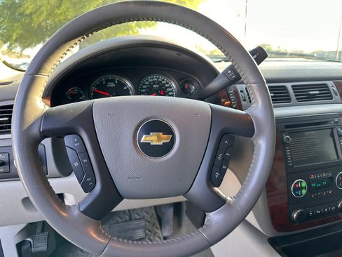 Used 2011 Chevrolet Silverado 2500 LTZ w/ LTZ Plus Package AWD/4WD image 19