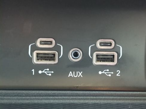 New 2025 Jeep Grand Cherokee L Limited w/ Luxury Tech Group II image 21