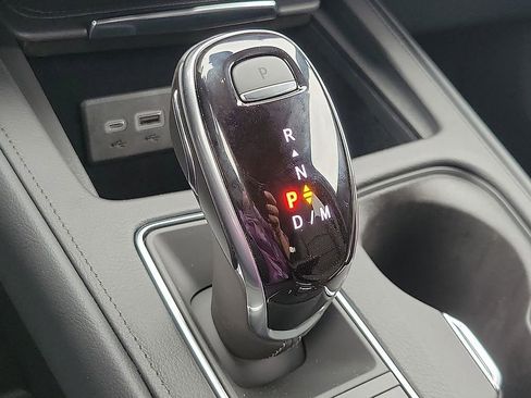Used 2025 Cadillac XT4 Premium Luxury w/ Cold Weather Package AWD/4WD image 7