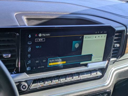 Used 2024 Chevrolet Silverado 1500 High Country w/ Technology Package image 31