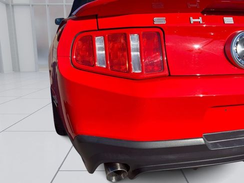 Used 2012 Ford Mustang Shelby GT500 w/ SVT Performance Pkg RWD image 18
