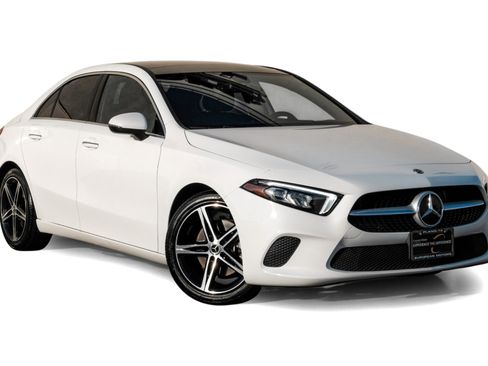 Used 2022 Mercedes-Benz A 220 image 6