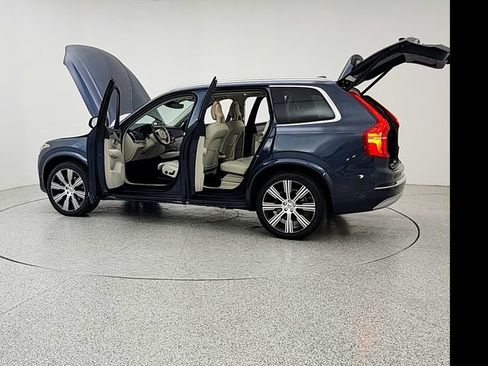 Used 2022 Volvo XC90 T6 Inscription AWD/4WD image 12